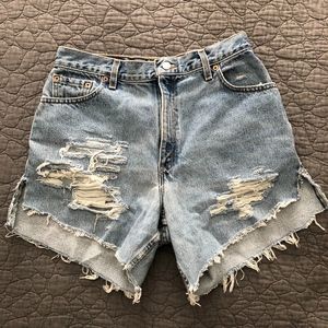 Levi's Vintage high rise/distressed denim shorts